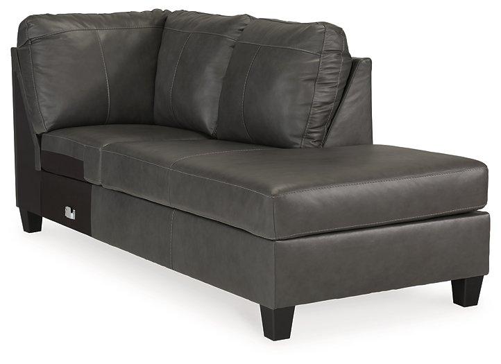 Valderno 2-Piece Sectional with Chaise